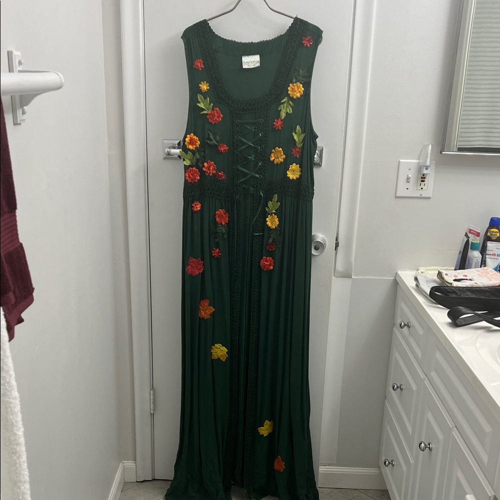 ✨🌿Elegant Floral Embroidered Maxi Dress Holy Clothing Festival Piece💖✨